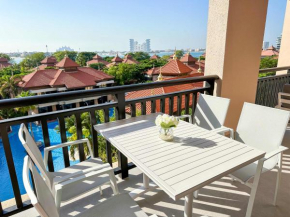 Fabulous 2BR Apartment at 5 Star Resort